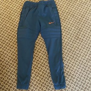 NWT mens Nike Joggers size Small